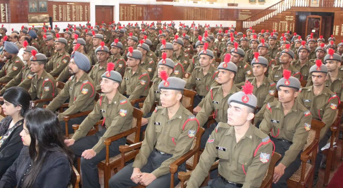 IMA की मुख्यधारा में शामिल हुए 21 कैडेट, MP के राहुल को गोल्ड