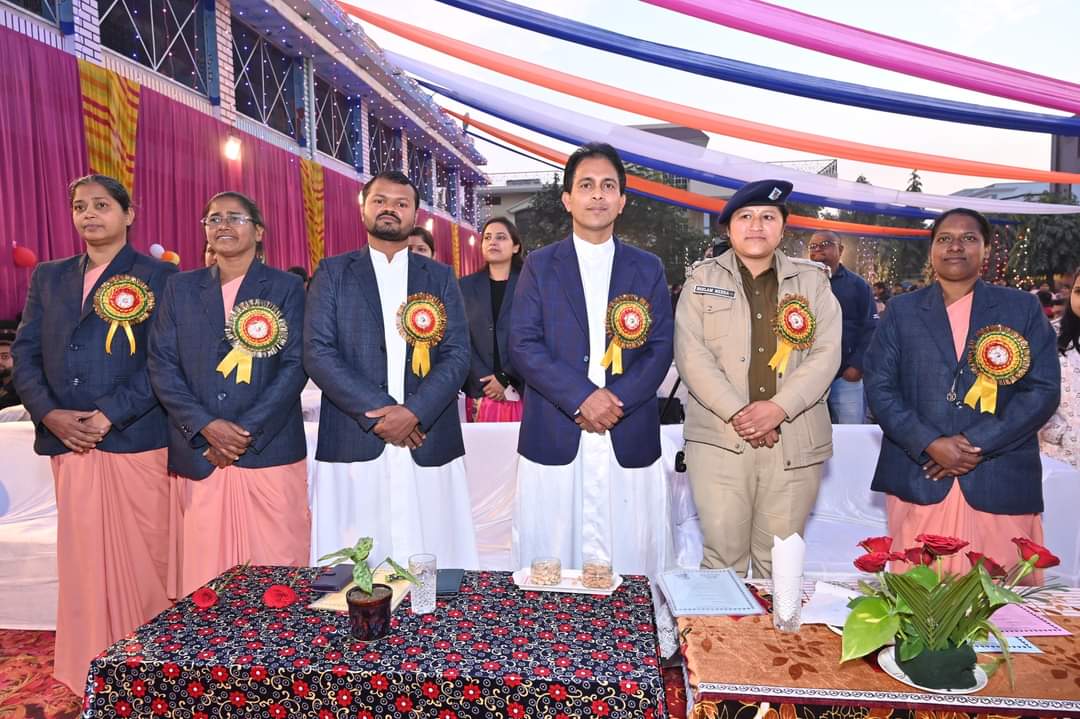 सेंट पॉल विद्यालय में मनाया गया धूमधाम से वार्षिकोत्सव
