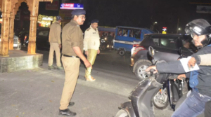 यातायात नियमों का उल्लंघन करने पर 25 वाहन सीज