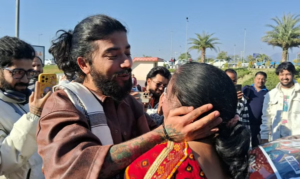 देहरादून लौटे अनुराग डोभाल