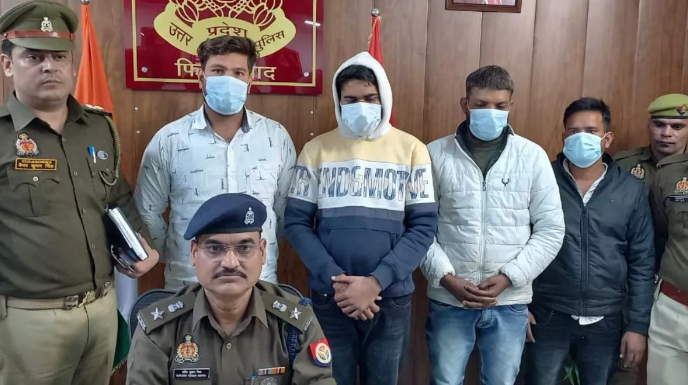 सॉल्वर गैंग के सरगना और दो अभ्यर्थियों सहित चार गिरफ्तार