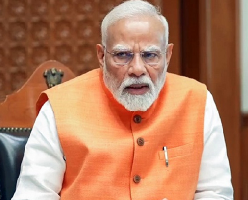पहलगाम हमला: पाकिस्तान से जारी तनाव के बीच डिफेंस सेक्रेटरी ने PM मोदी से की मुलाकात, जानिए किस मुद्दे पर हुई चर्चा