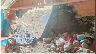 Uttarakhand: गुजर बस्ती में दर्दनाक हादसा: घर की दीवार गिरने से एक ही परिवार के चार सदस्यों की मौत |