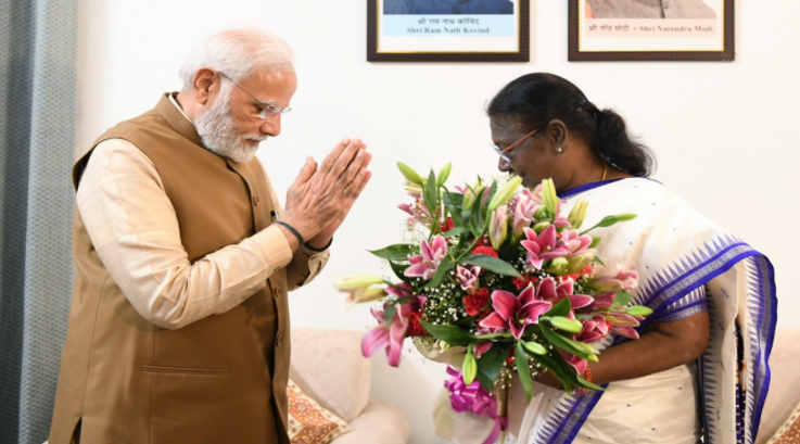 प्रधानमंत्री मोदी ने राष्ट्रपति मुर्मू को जन्मदिन की दी बधाई, कहा- ‘आपका जीवन करोड़ों लोगों के लिए प्रेरणा’