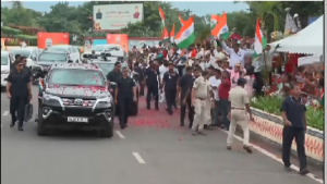 पीएम मोदी ओडिशा दौरे पर, भुवनेश्वर में रोड शो, पीएम मोदी इन परियोजनाओं की देंगे सौगात