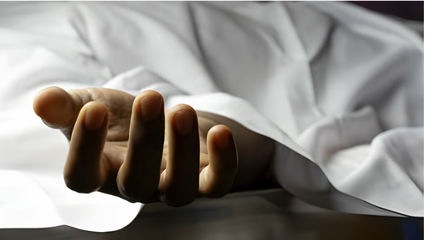 जनता एक्सप्रेस ट्रेन की चपेट में आने से युवक की मौत, रेलवे ट्रैक पर सिर और धड़ अलग-अलग हिस्सों में बरामद