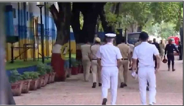 Delhi : तीन स्कूलों को बम से उड़ाने की धमकी, मचा हड़कंप, मौके पर पहुंची पुलिस टीम