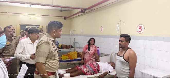 छत्तीसगढ़ के श्रद्धालुओं की बस जौनपुर में हादसे का शिकार, चार मृत, नौ घायल