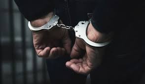UP: छह महीने तक बेटियों की आबरू लूटता रहा पिता, बेटे ने किया खून से हिसाब, दो गिरफ्तार