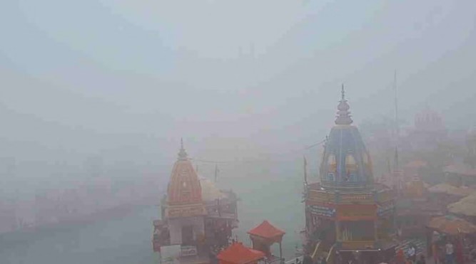 मैदान में कोहरे से दृश्यता हुई कम, पर्वतीय और मैदानी क्षेत्रों में बढ़ी सूखी ठंड, येलो अलर्ट