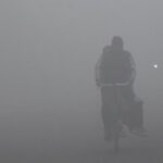 कड़ाके की ठंड: UP में 12वीं तक के सभी स्कूल बंद, टूटा 13 साल का रिकॉर्ड