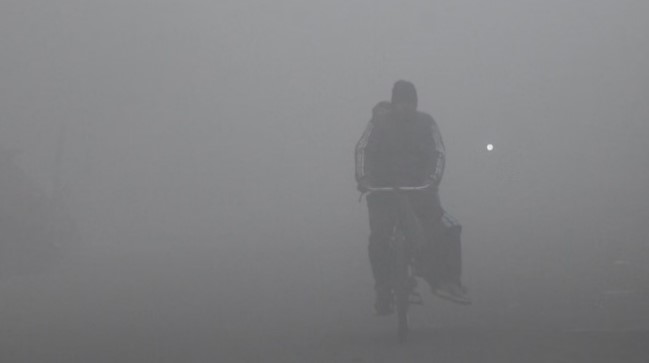 कड़ाके की ठंड: UP में 12वीं तक के सभी स्कूल बंद, टूटा 13 साल का रिकॉर्ड