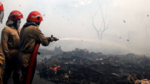 खाना बनाने के दौरान लगी आग, 2 मासूम झुलसे, 1 की मौत |