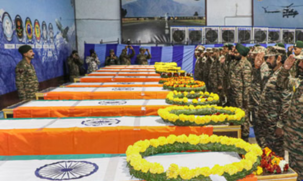 डोडा सड़क हादसे में 10 जवानों का बलिदान, सेना ने दी श्रद्धांजलि |