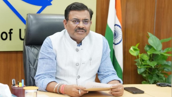 ट्रैकिंग और पर्वतारोहण की एकीकृत नीति का 10 दिन में तैयार करने के निर्देश ।