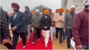 नंगे पांव दरबार साहिब पहुंचे भगवंत मान, अकाल तख्त पर आज पेशी