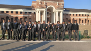 वन अनुसंधान संस्थान में पर्यटकों की एंट्री बंद, वजह सुरक्षा या कुछ और?