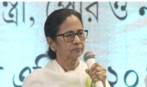 पश्चिम बंगाल चुनाव: ममता बनर्जी का बड़ा ऐलान, TMC किसी से नहीं करेगी गठबंधन
