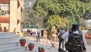 एक बार फिर स्कूलों को बम से उड़ाने की धमकी, मचा हड़कंप