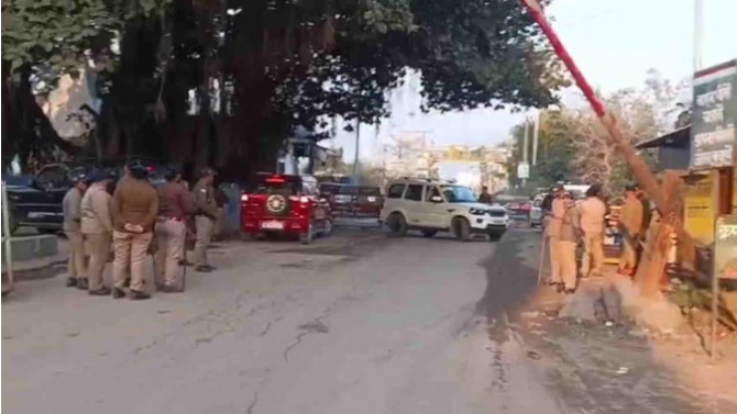 कोटद्वार में सांसद चंद्रशेखर समेत नेताओं के पहुंचने की खबर, पुलिस फोर्स अलर्ट