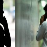 प्रेमी से फोन पर बात करते-करते फंदे से लटकी महिला, शव देख चीख पड़ी बेटी