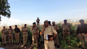 रेलवे ट्रैक के पास तीन शव से फैली सनसनी, गहन जांच में जुटी पुलिस
