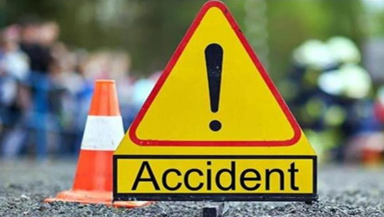 भीषण हादसा: शिखर फॉल के पास खाई में गिरी कार, युवक की दर्दनाक मौत; दो घायल