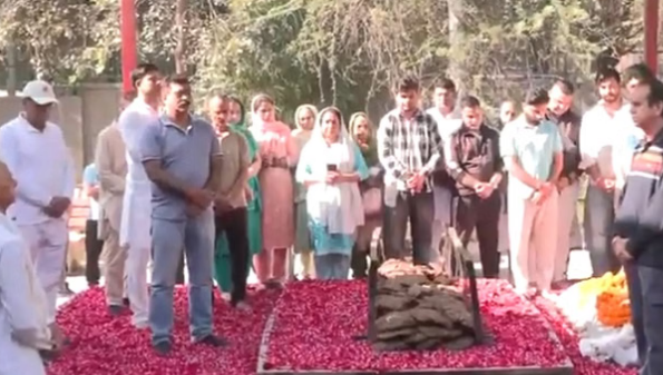 नम आंखों से हरीश राणा को दी गई श्रद्धांजलि, ग्रीन पार्क में हुआ अंतिम संस्कार
