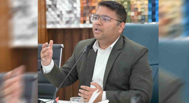 धार्मिक प्रबंधन में बदलाव: बदरी केदार मंदिर समिति का CEO अब जिलाधिकारी होंगे