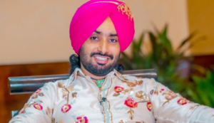 दून में आज सरताज देंगे लाइव प्रस्तुति, दरबार साहिब में पहुंचकर टेका मत्था