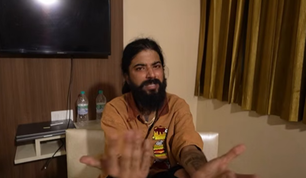 सहने की हद पार! यूट्यूबर अनुराग ने बताया परिवार का टॉर्चर, वीडियो देख उड़े फैंस के होश