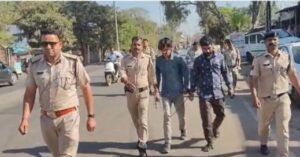 ‘ईरान जिंदाबाद’ के नारे लगाने वालों पर कार्रवाई, पुलिस ने जुलूस निकालकर कोर्ट भेजा