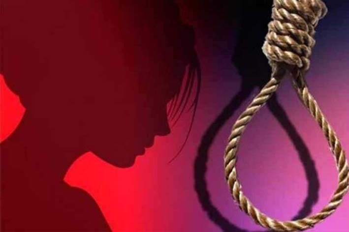 पेपर बिगड़ने के बाद टूटी हिम्मत, डिप्रेशन में लिया खौफनाक फैसला