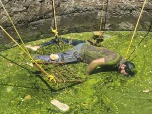 गांजा तस्करी कर भाग रहे दो आरोपी कुएं में गिरे, डूबने से मौत