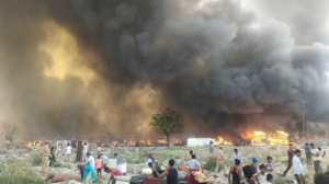 कनावनी में आग का तांडव: 500 से ज्यादा झुग्गियां पलभर में खाक