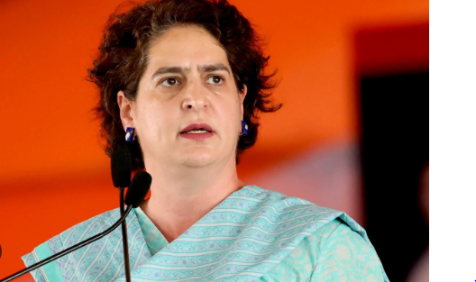 “महिलाओं का मसीहा बनने के लिए काम जरूरी” — प्रियंका गांधी
