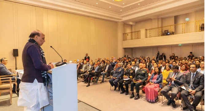 जर्मनी दौरे पर रक्षा मंत्री Rajnath Singh, बोले—भारत-जर्मनी रिश्ते हुए और मजबूत