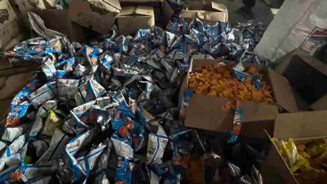 एक्सपायर्ड सामान की री-पैकिंग कर बाजार में सप्लाई का खुलासा