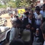 कोर्ट परिसर में बड़ी वारदात: वकील ने चचेरे भाई को मारी गोली, मची अफरातफरी