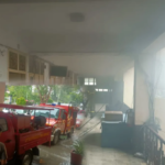 विकास भवन की मनरेगा कार्यालय में अचानक लगी आग, मचा हड़कंप