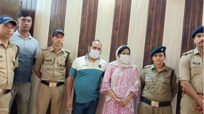 फर्जी पहचान पर धर्मनगरी में रह रही महिला पकड़ी, मददगार भी गिरफ्तार