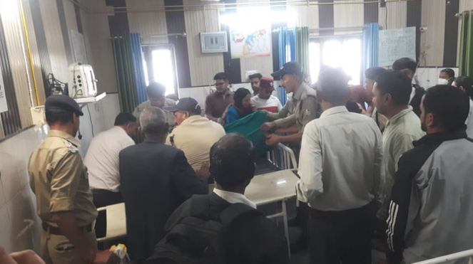 खेल मैदान में हादसा: 18 वर्षीय छात्र ने तोड़ा दम