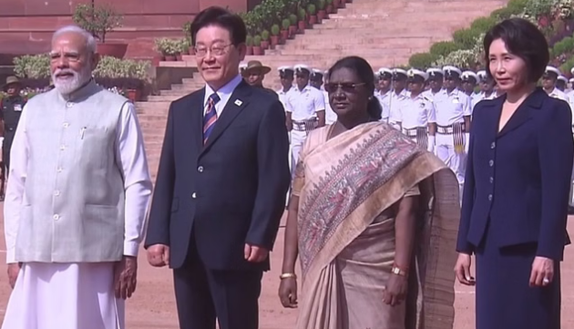 भारत दौरे पर दक्षिण कोरिया के राष्ट्रपति ली जे म्यूंग, राष्ट्रपति भवन में भव्य स्वागत