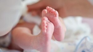 हरिद्वार-लक्सर रेल मार्ग पर ट्रेन से गिरा नवजात का शव, जीआरपी जांच में जुटी