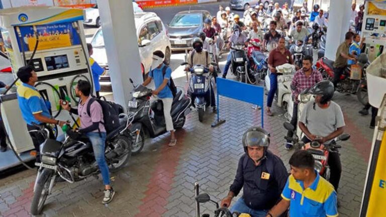 Petrol Diesel Price Hike : ईरान युद्ध के बीच पेट्रोल-डीजल 3 रुपये तक महंगा