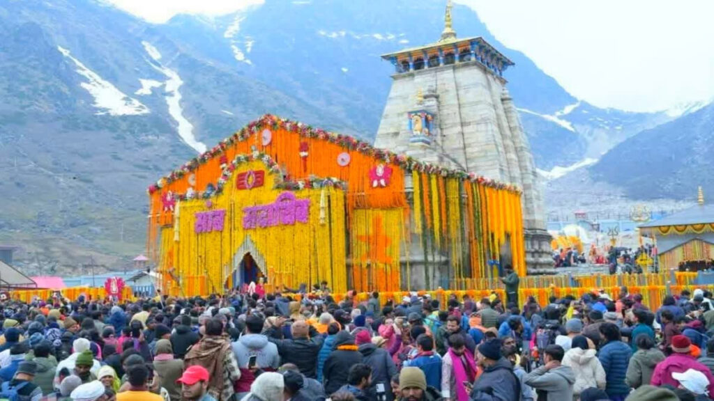 Kedarnath मार्ग पर खाई में गिरने से एक श्रद्धालु की मौत, शॉर्टकट पड़ा भारी