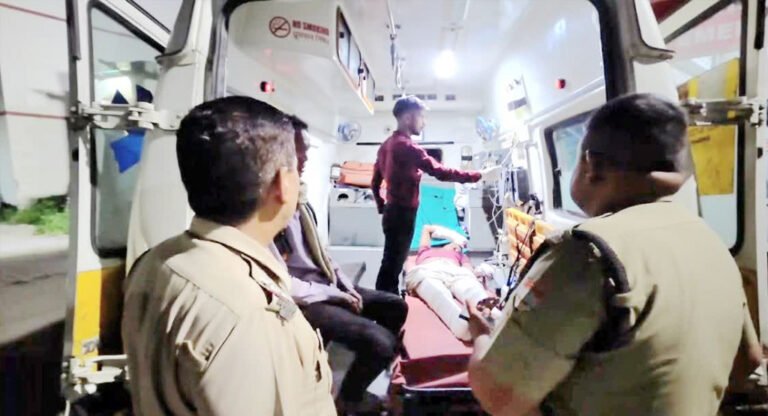 Haridwar में बड़ा हादसा : मार्बल के पत्थरों का ढेर खिसकने से मजदूर और ठेकेदार दबे, एम्स रेफर