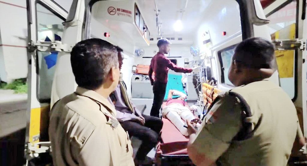 Haridwar में बड़ा हादसा : मार्बल के पत्थरों का ढेर खिसकने से मजदूर और ठेकेदार दबे, एम्स रेफर
