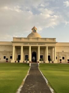 IIT Roorkee में ई-रिक्शा की टक्कर से प्रोफेसर की पत्नी की मौत, सुरक्षा व्यवस्था पर उठे सवाल