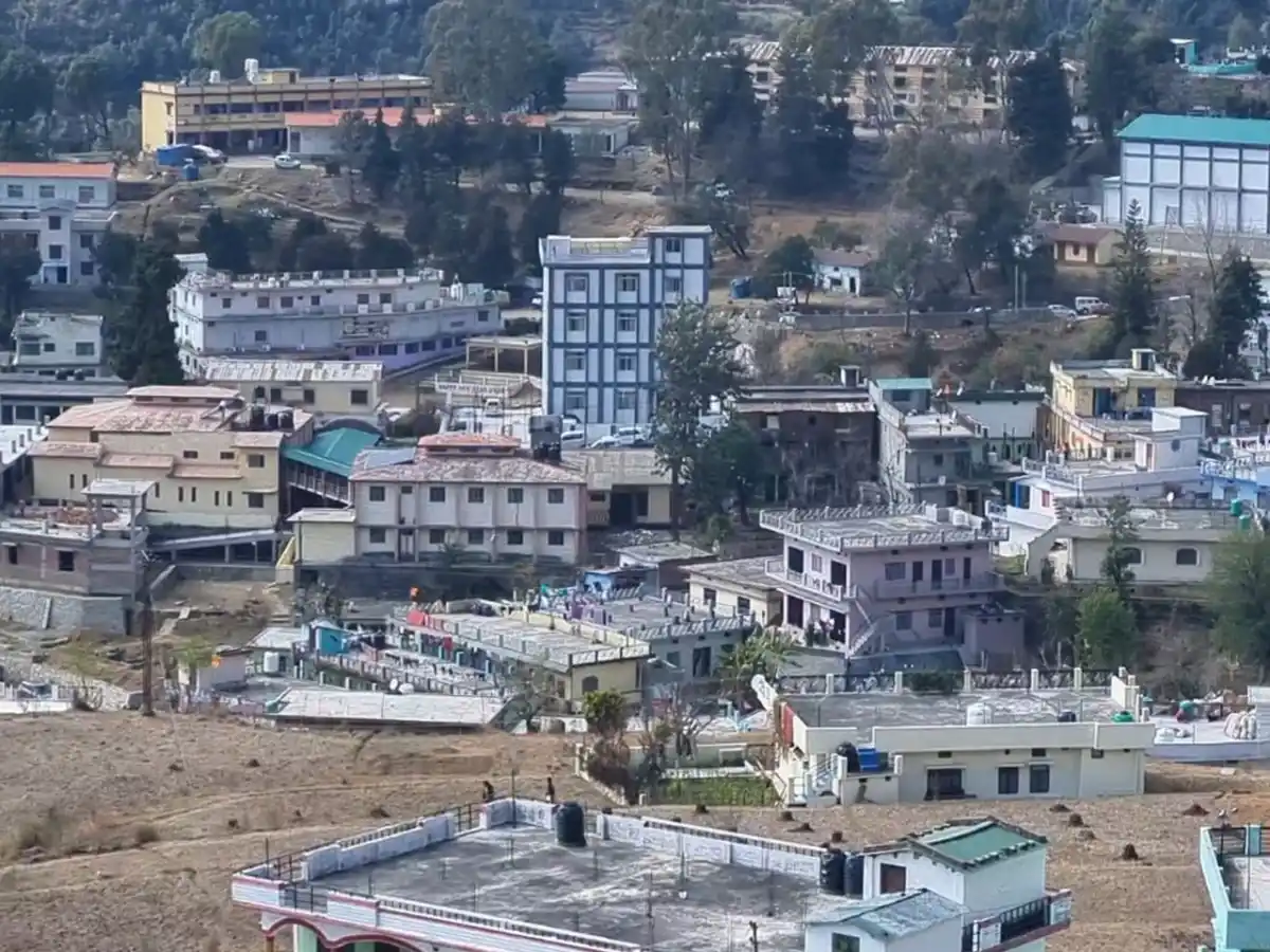 Gairsain को जिला बनाने की मांग तेज, दो दिवसीय विधानसभा सत्र पर भड़के स्थानीय लोग